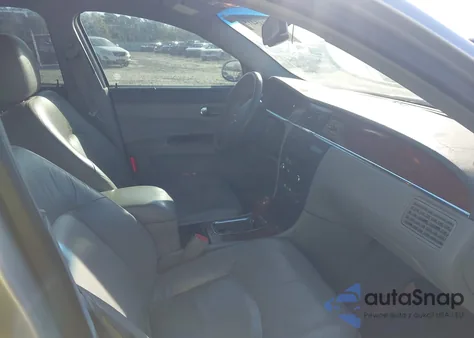 2005 Buick Lacrosse Cxs z USA, uszkodzony, nr VIN 2G4WE567051195666